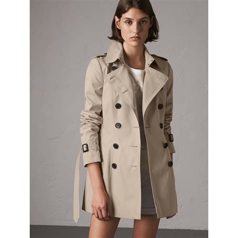 burberry kurzer trenchcoat|Burberry trenchcoat outlet price.